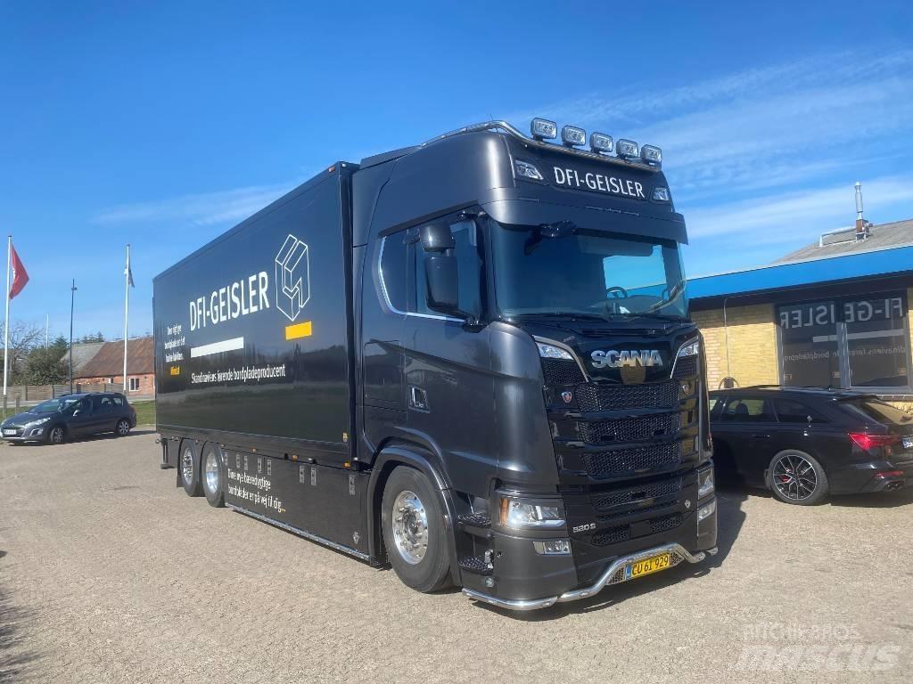 Scania S 520 Umpikorikuorma-autot