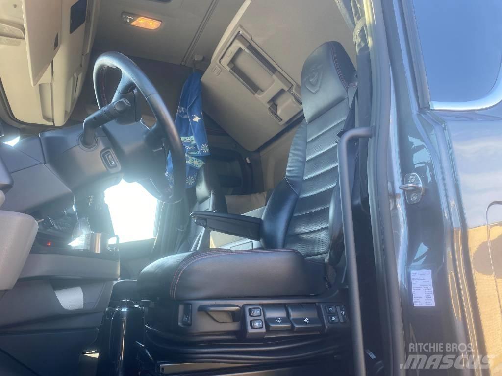 Scania S 520 Umpikorikuorma-autot