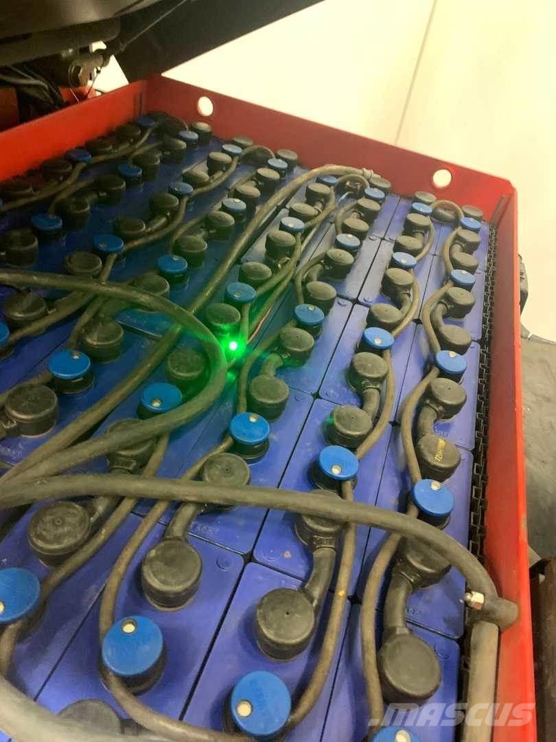 Linde E25 Sähkötrukit
