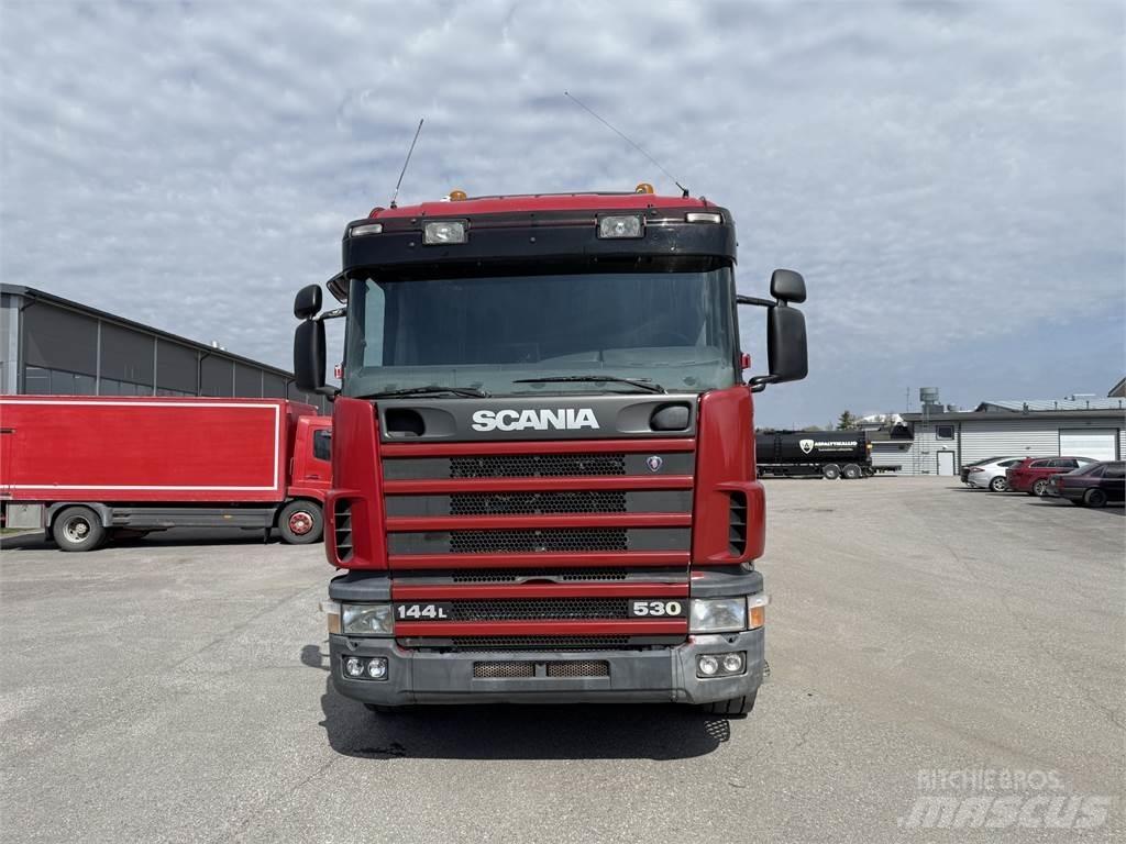 Scania R144 6X2 Koukkulava kuorma-autot