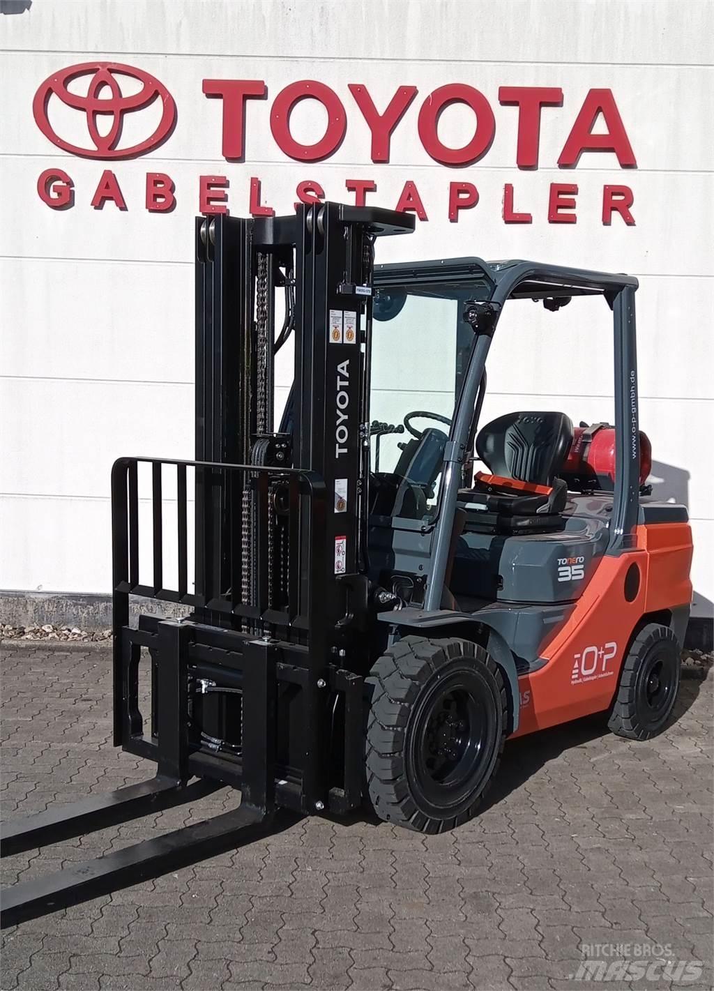 Toyota 02-8FGJF35 Nestekaasutrukit