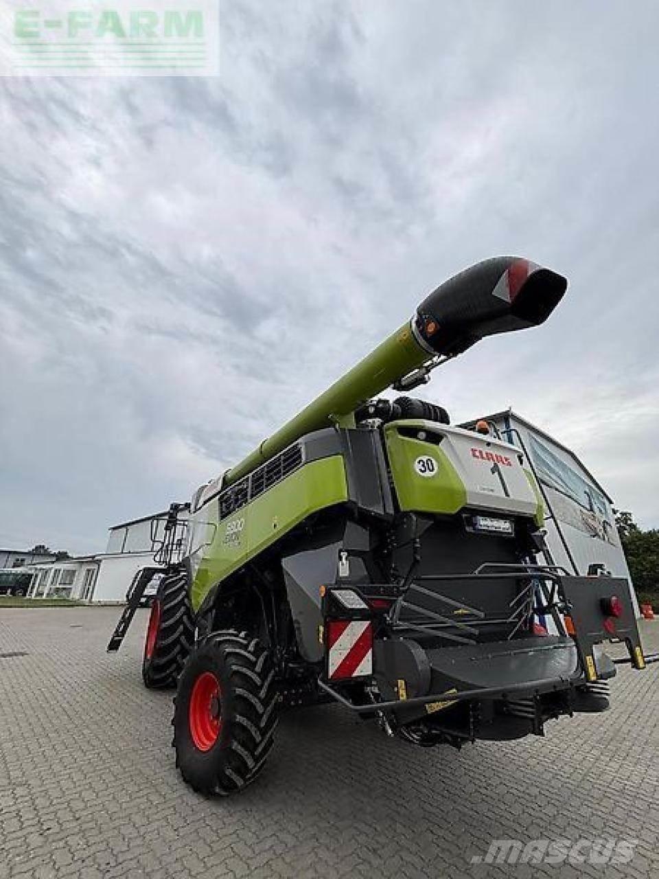 CLAAS lexion 6800 Leikkuupuimurit