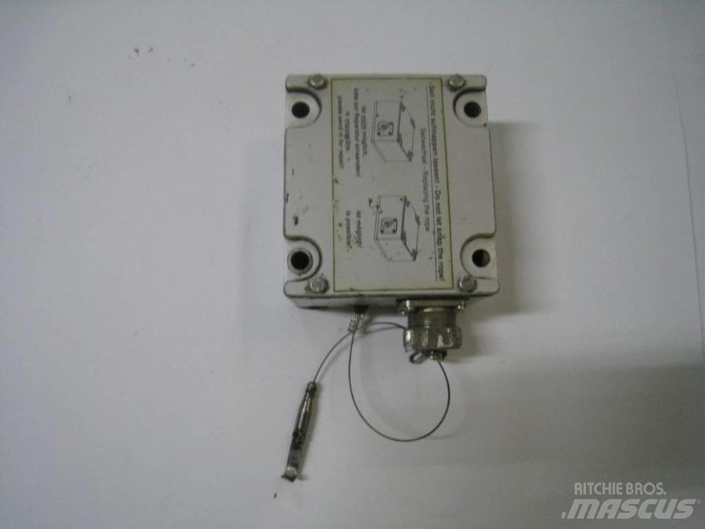 Wirtgen 2000DC Sähkö ja elektroniikka