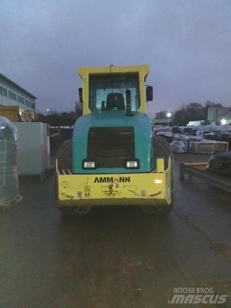 Ammann ASC 130 Tandemjyrät
