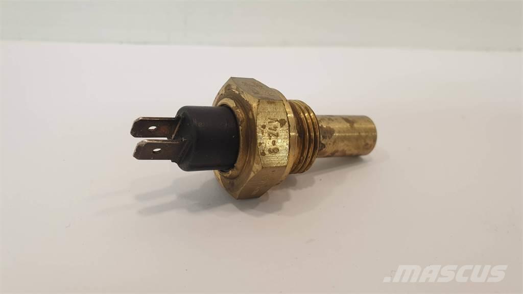  FMG/Ösa 894097 Moottorit