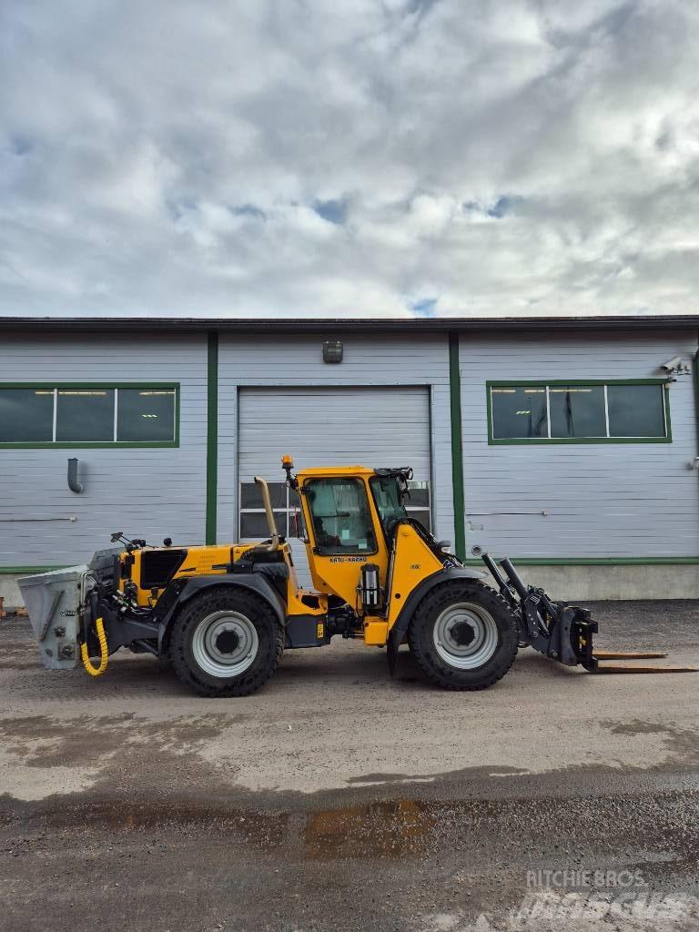 Wille 665 Taajamatraktorit