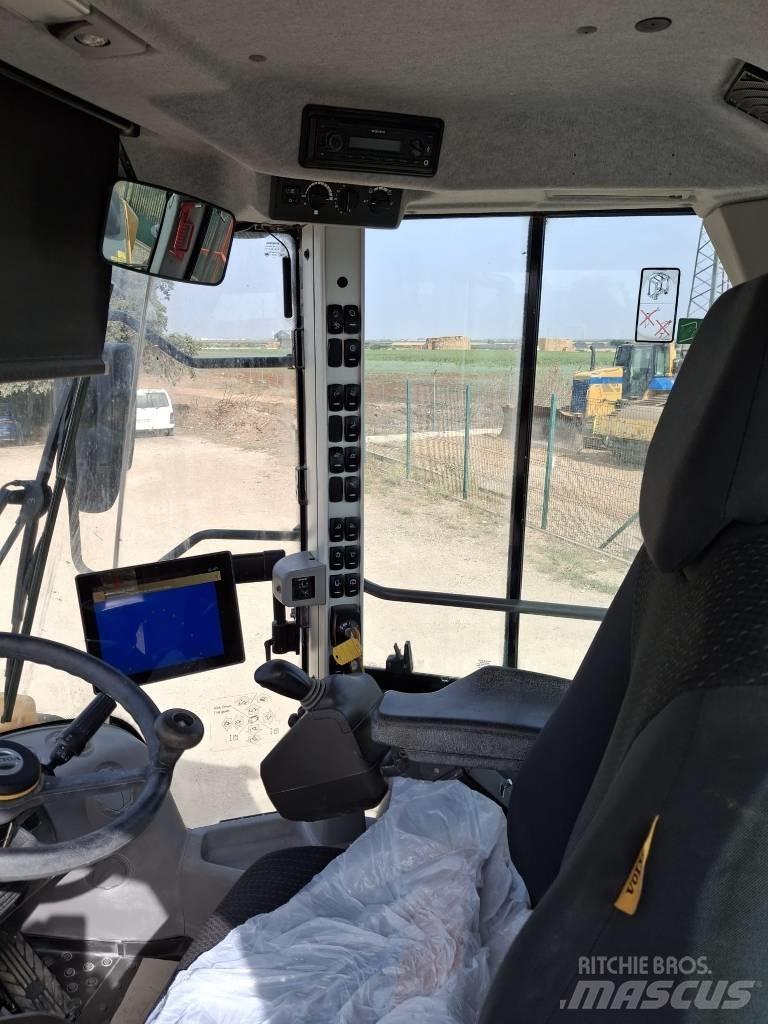 Volvo L 220 H Pyöräkuormaajat