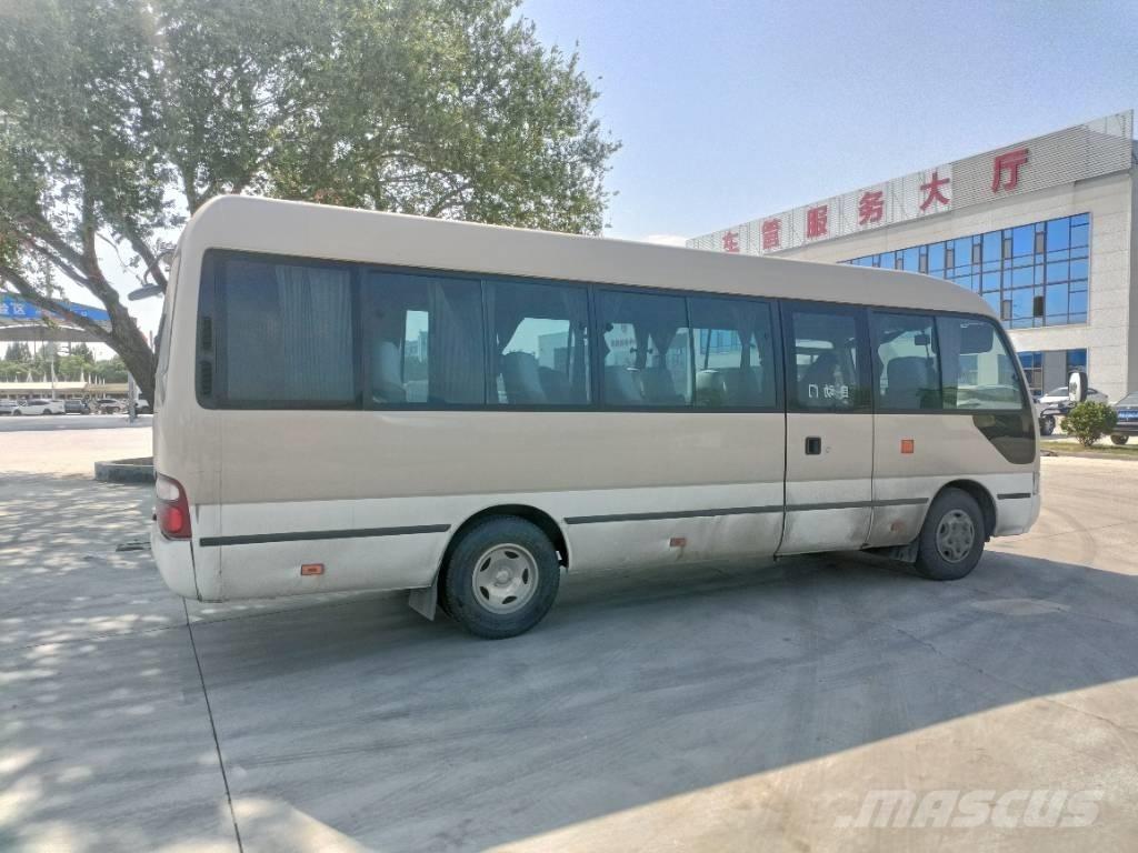 Toyota Coaster Bus Minibussit