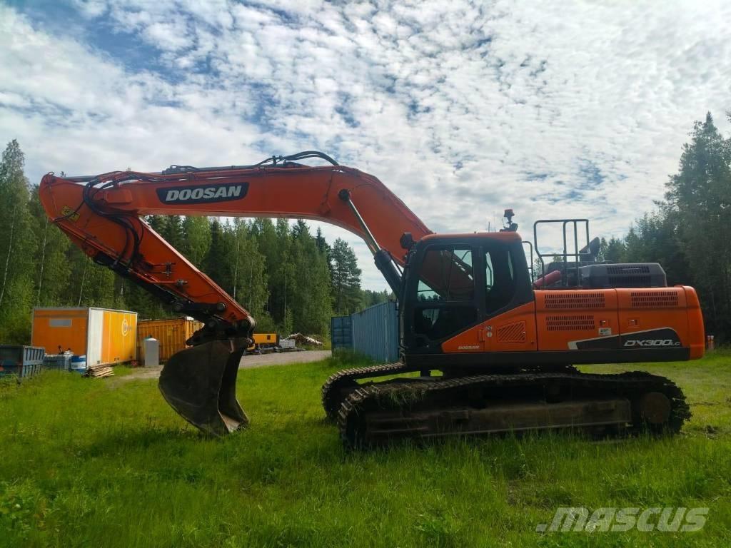 Doosan DX 300 LC Telakaivukoneet