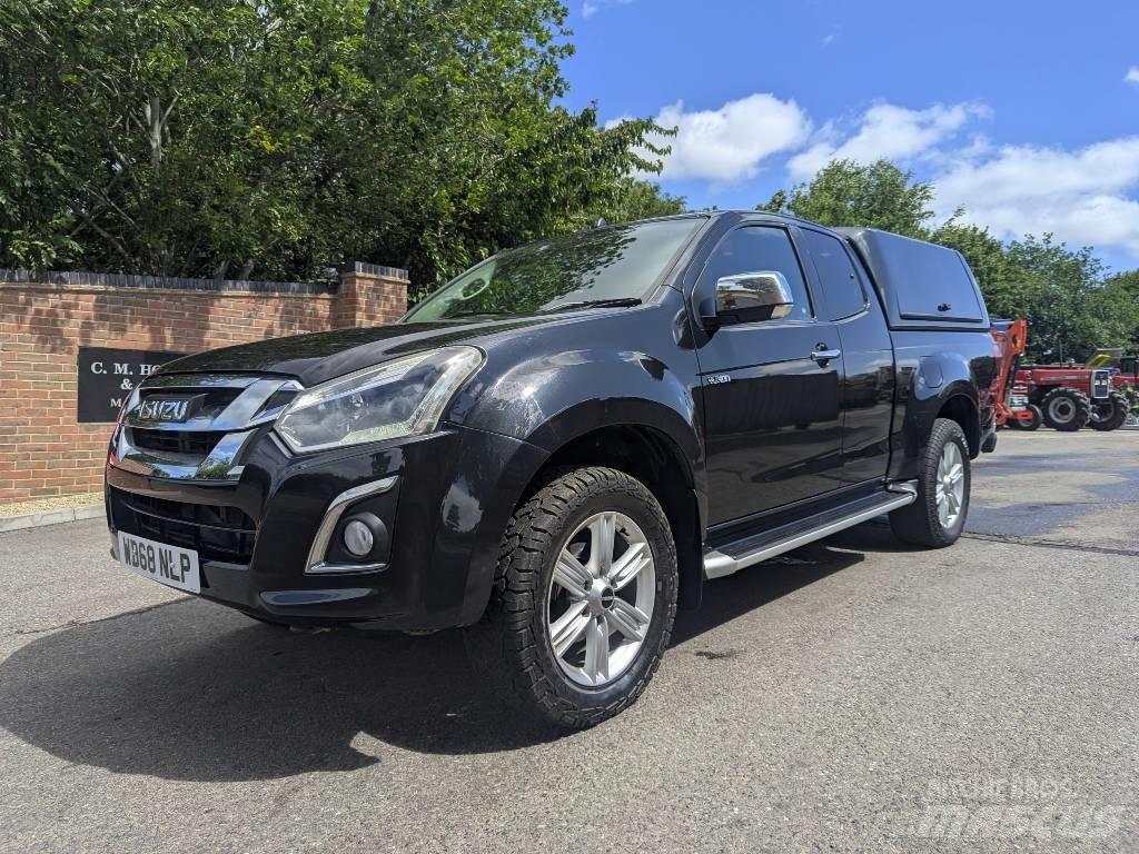 Isuzu D-Max XTR Henkilöautot