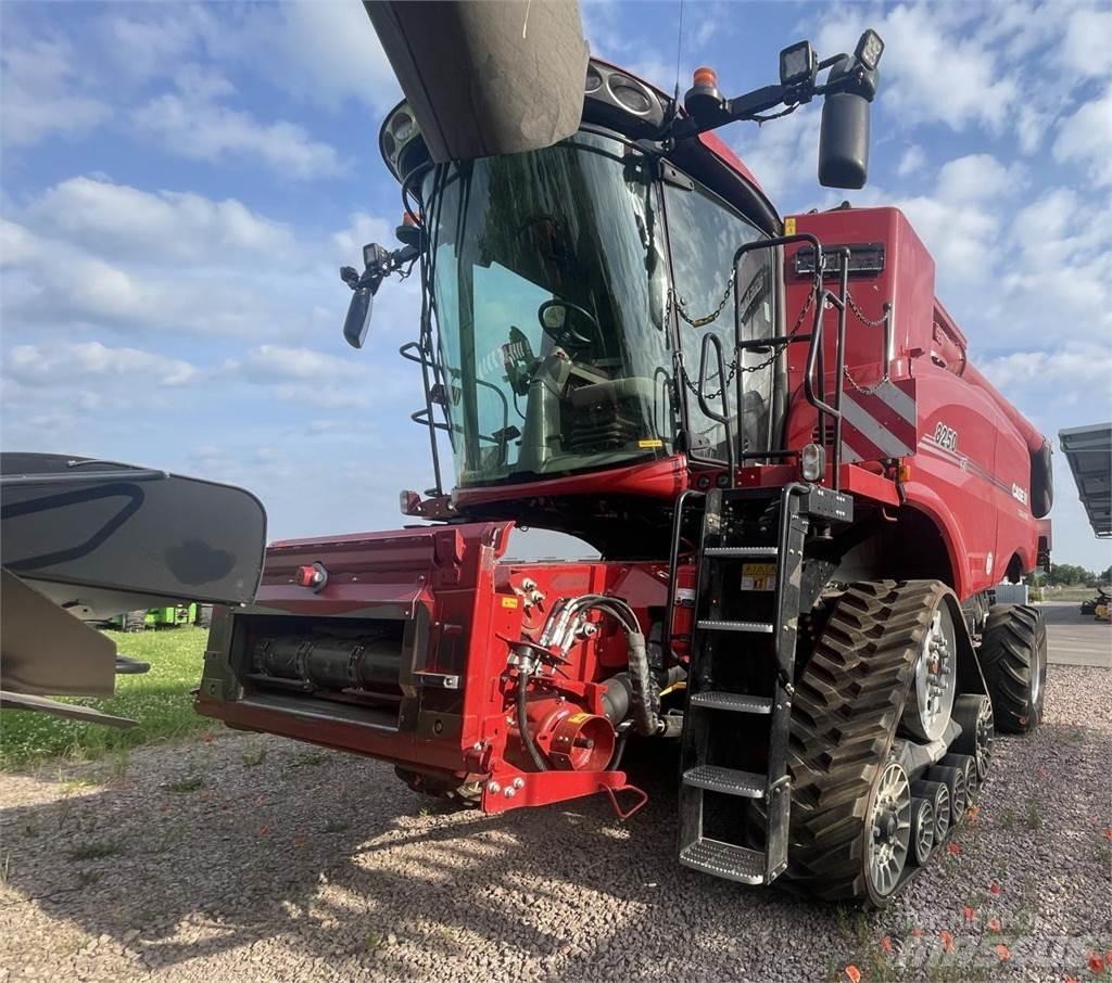Case IH 8250 ASF Leikkuupuimurit