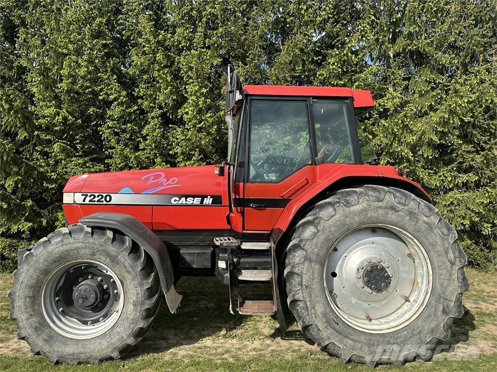 CASE 7220 Traktorit