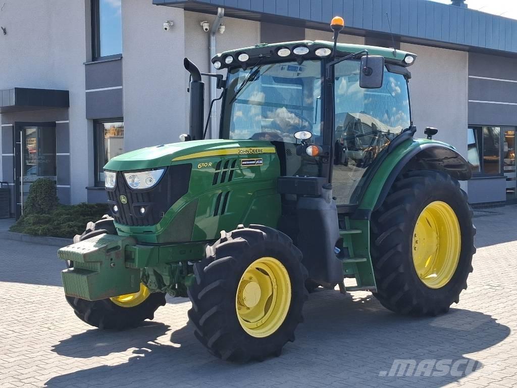John Deere 6110 R Traktorit
