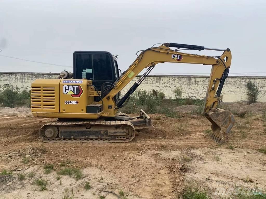 CAT 305.5E2 Minikaivukoneet < 7t