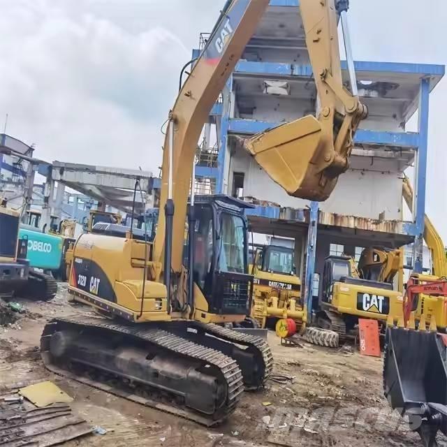 CAT 312 D Telakaivukoneet