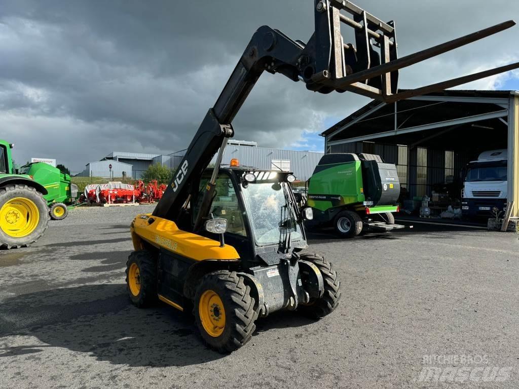 JCB 516 40 COMPACT Maatalouskurottajat