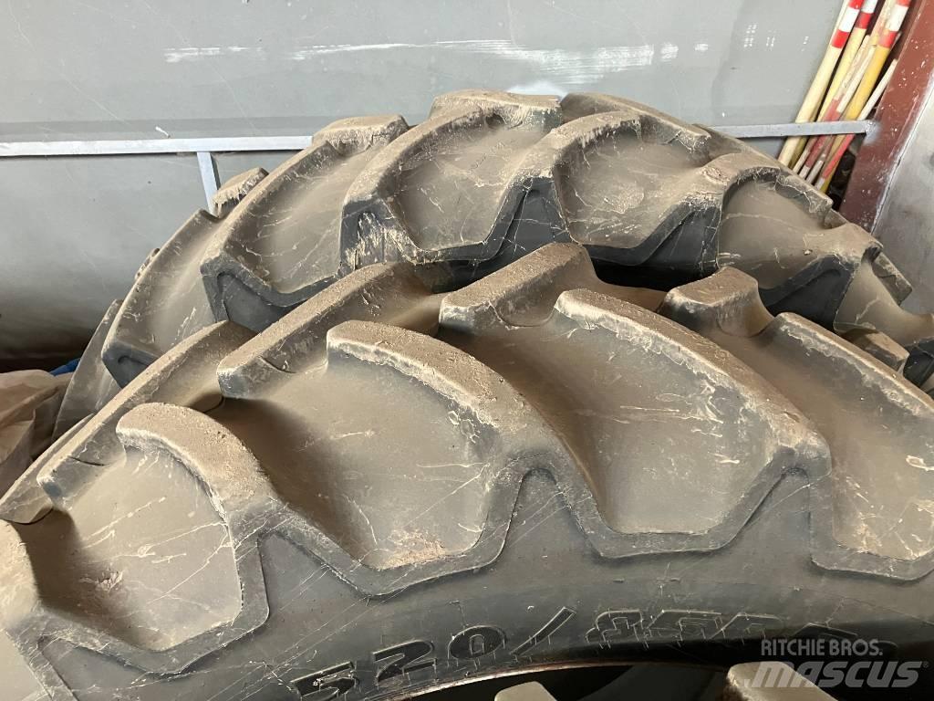  Ukent 520/85R50 Renkaat ja vanteet