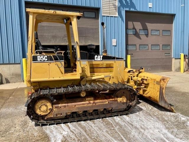 CAT D 5 C Telaketjupuskutraktorit