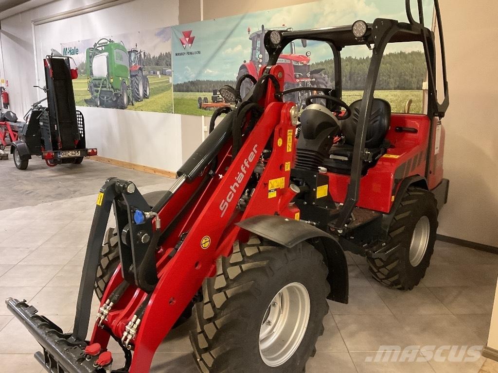 Schäffer 3650 SLT Yleiskuormaajat
