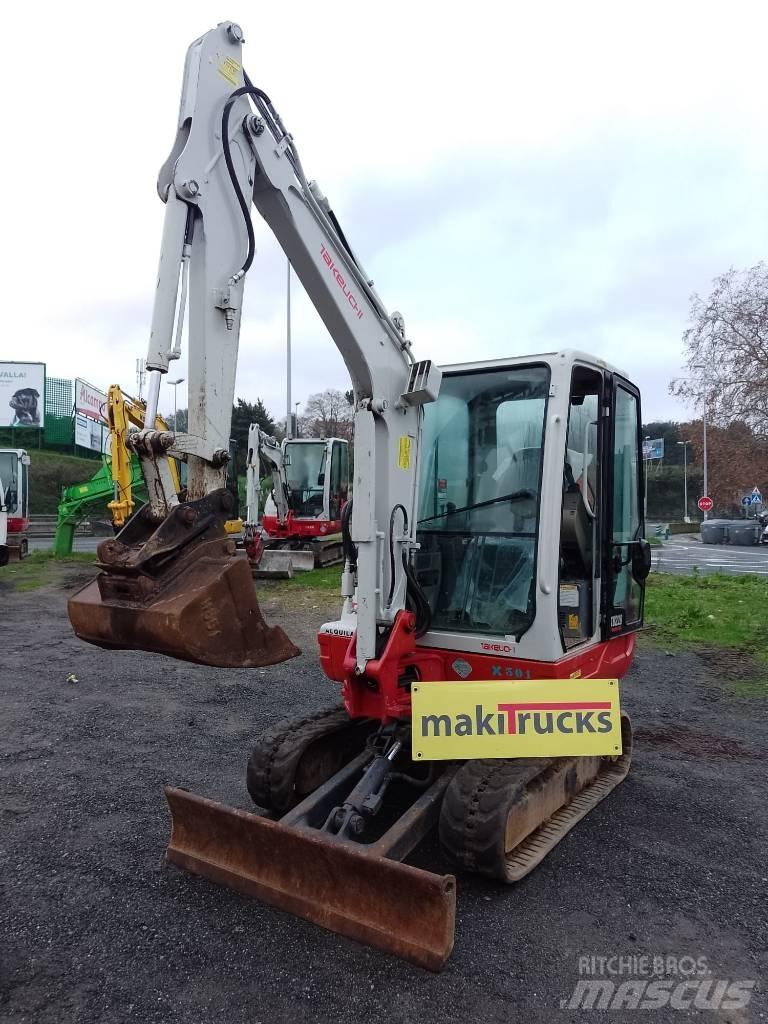 Takeuchi TB228 Minikaivukoneet < 7t