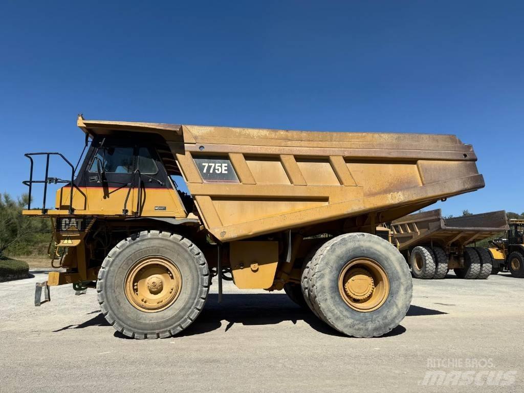 CAT 775 E Maansiirtoautot