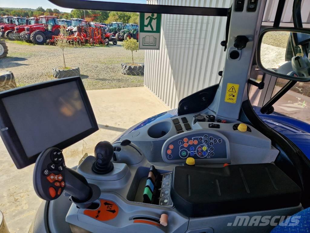 New Holland T 7.235 Traktorit