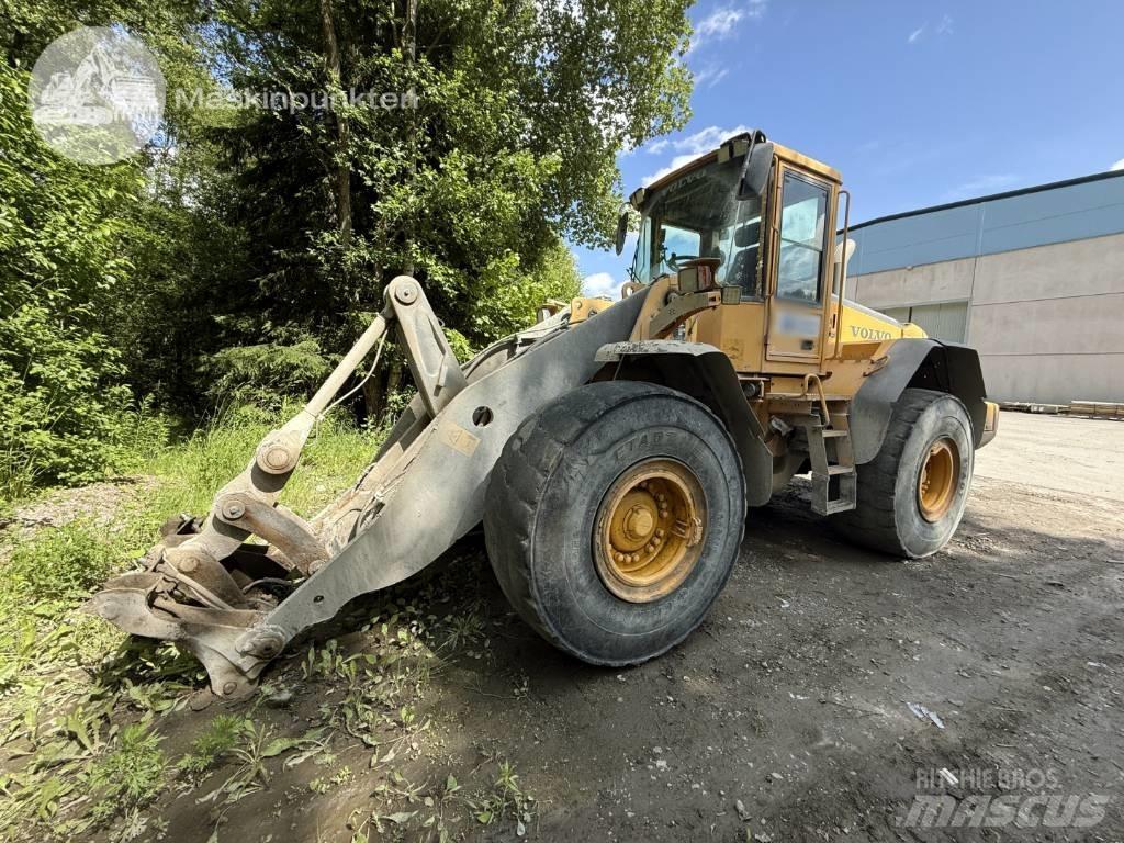 Volvo L 120 Pyöräkuormaajat