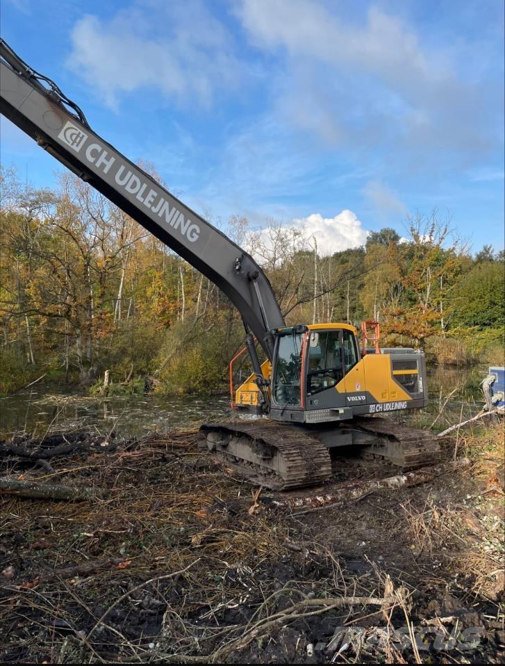 Volvo 250E LR Telakaivukoneet