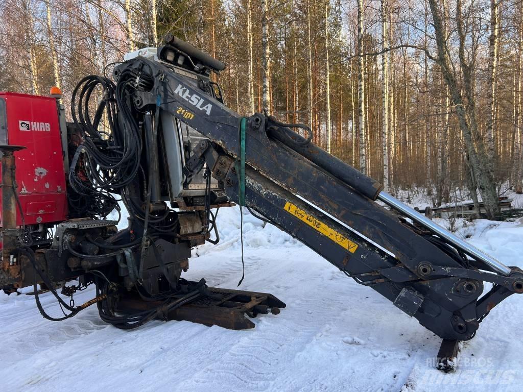 Kesla 2110T Puutavaranosturit