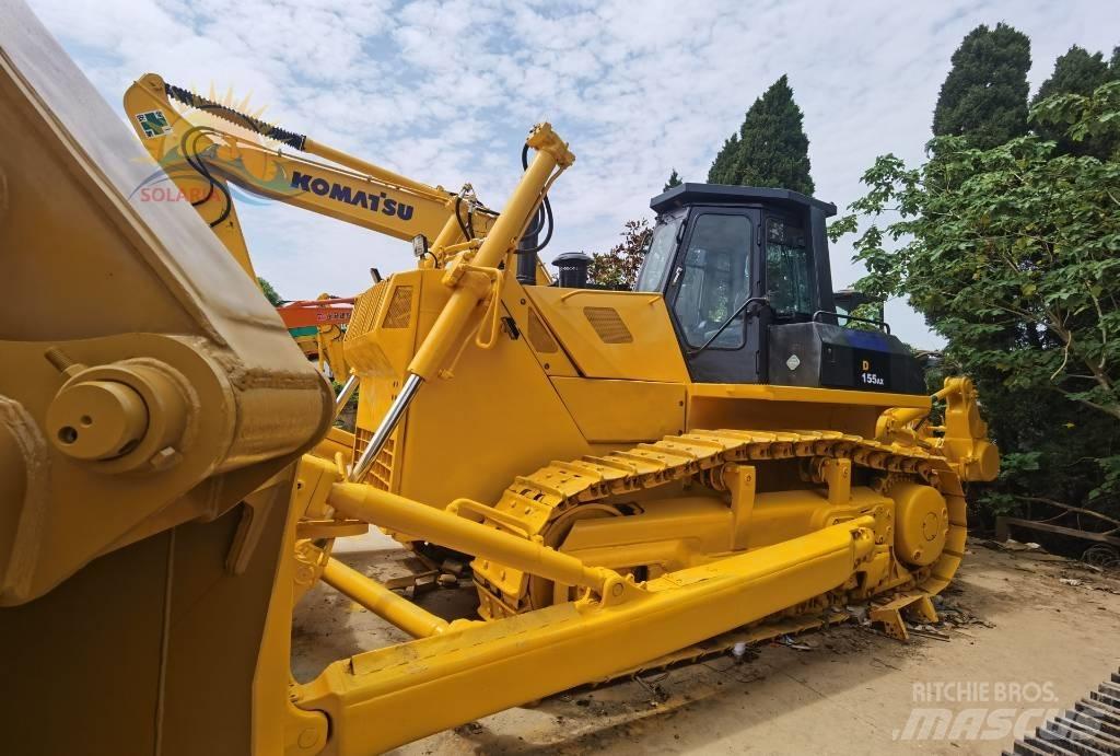 Komatsu D 155 AX Telaketjupuskutraktorit
