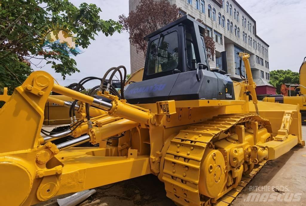 Komatsu D 155 AX Telaketjupuskutraktorit