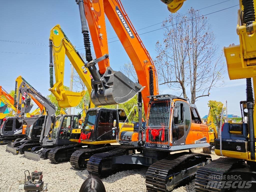 Doosan 225 LC Telakaivukoneet