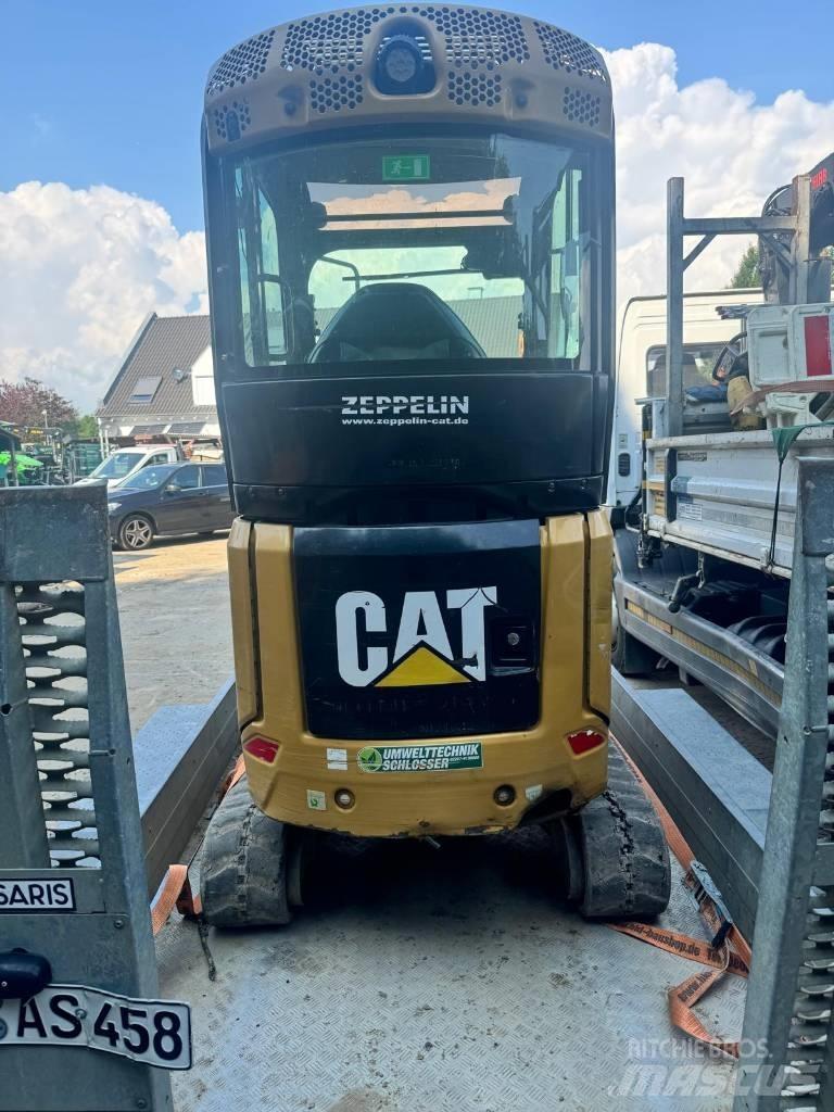 CAT 301.7 D Minikaivukoneet < 7t