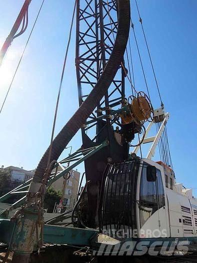 Casagrande C900 Avolouhintaporauslaitteet