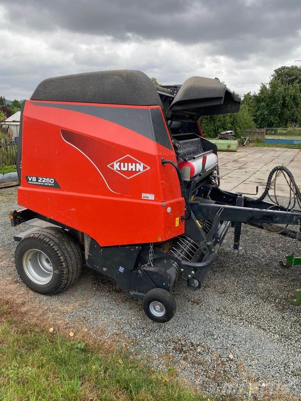 Kuhn VB 2260 Pyöröpaalaimet