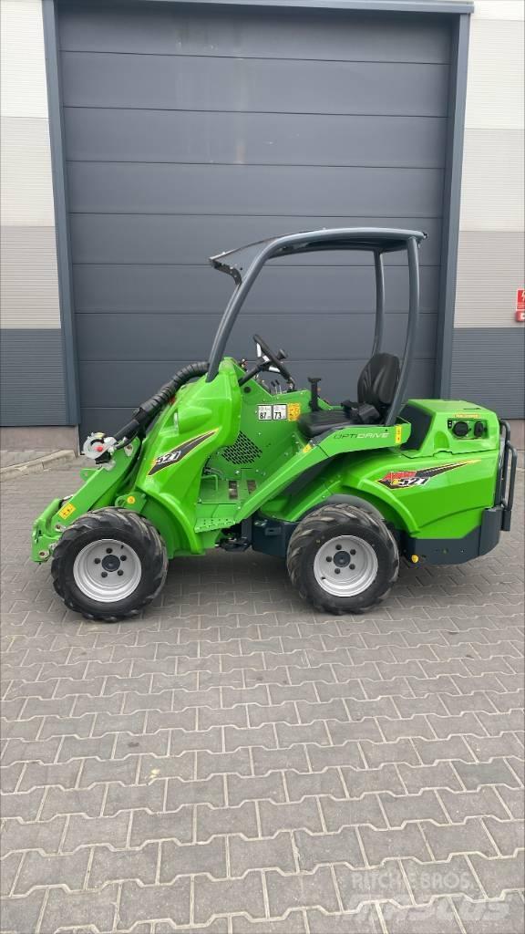 Avant E527 Pienkuormaajat