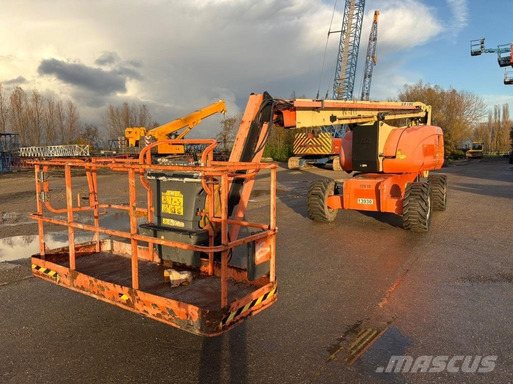 JLG 800 AJ Kuukulkijat