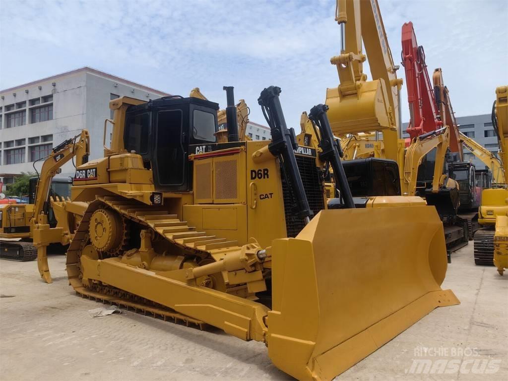 CAT D 6 R Telaketjupuskutraktorit