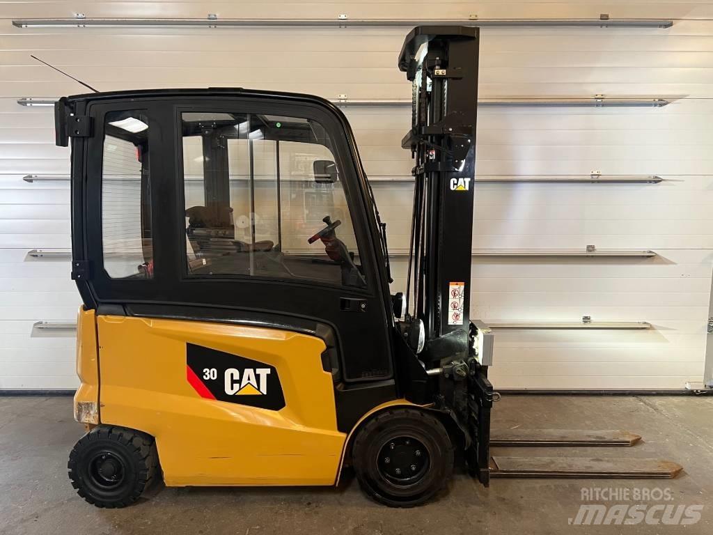 CAT EP30CN Sähkötrukit