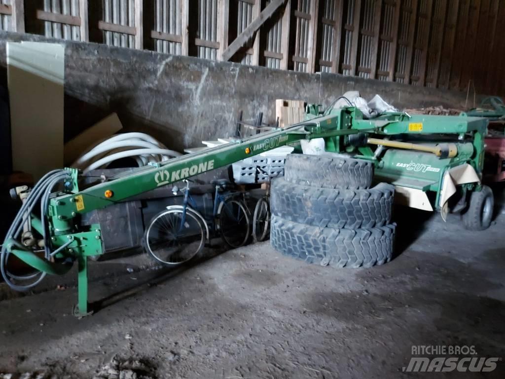 Krone 3210 CV Niittomurskaimet