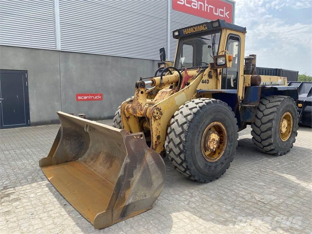 Hanomag 44D Pyöräkuormaajat