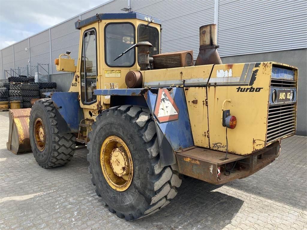 Hanomag 44D Pyöräkuormaajat