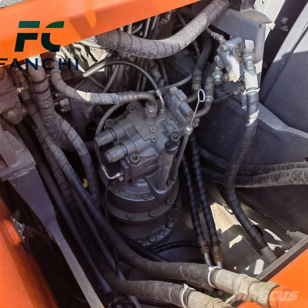 Hitachi ZX 200 Telakaivukoneet