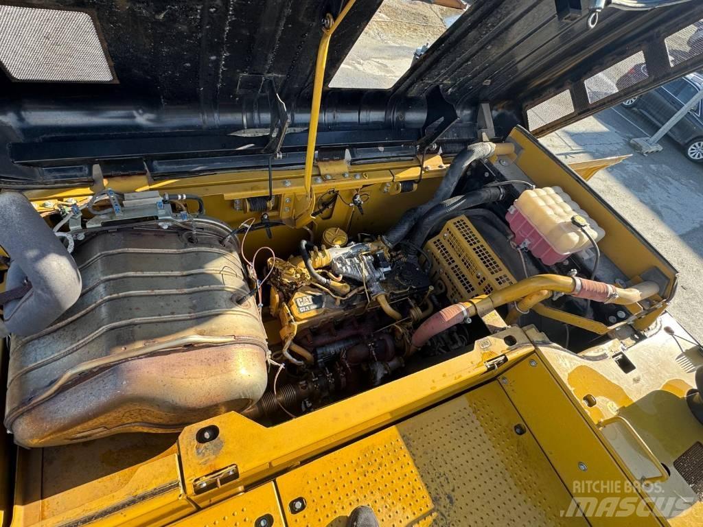 CAT 330FL Telakaivukoneet