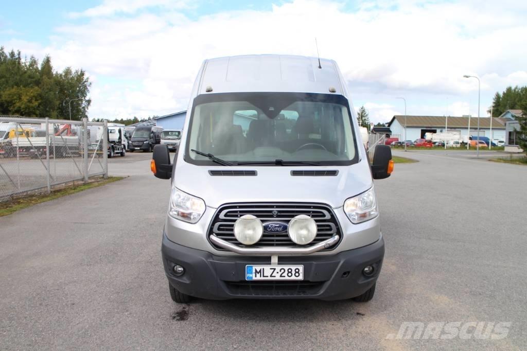 Ford Transit 460 Minibussit