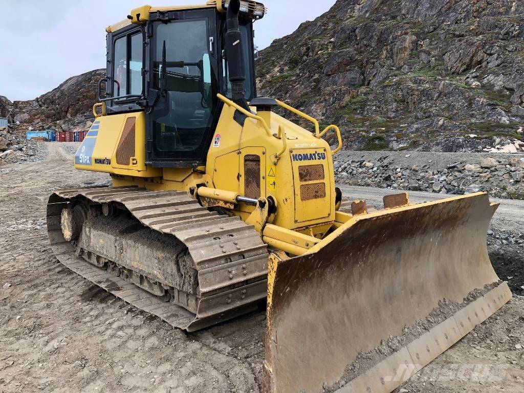 Komatsu D 51 PX-22 Telaketjupuskutraktorit