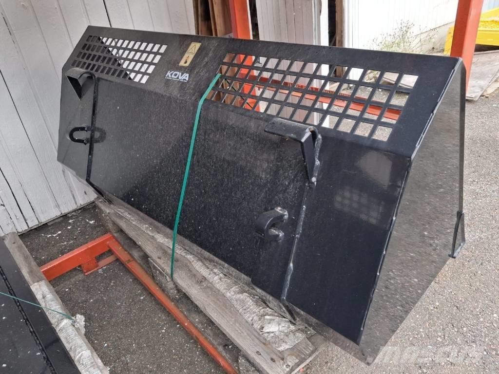 Kova Lumikauha Taajamatraktorien varusteet