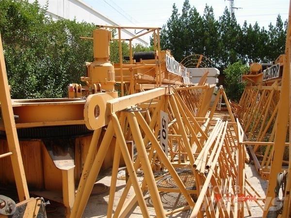Liebherr 100LC Torninosturit