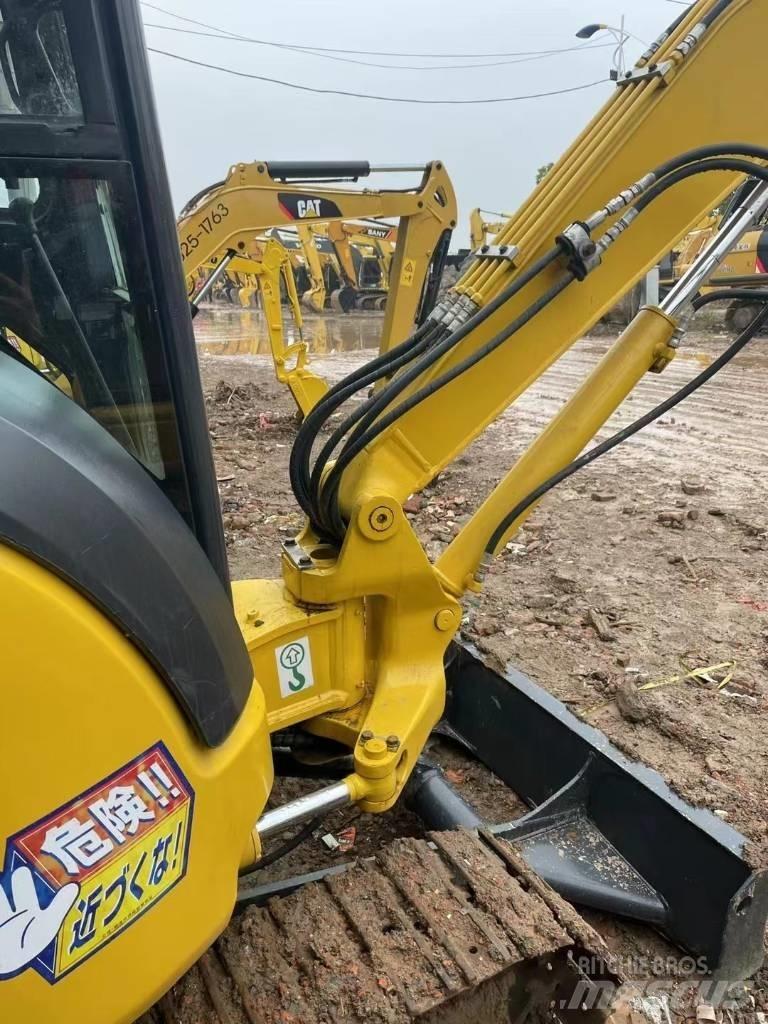 Komatsu PC 30 Minikaivukoneet < 7t