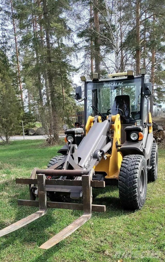 Mecalac AX850 Pyöräkuormaajat